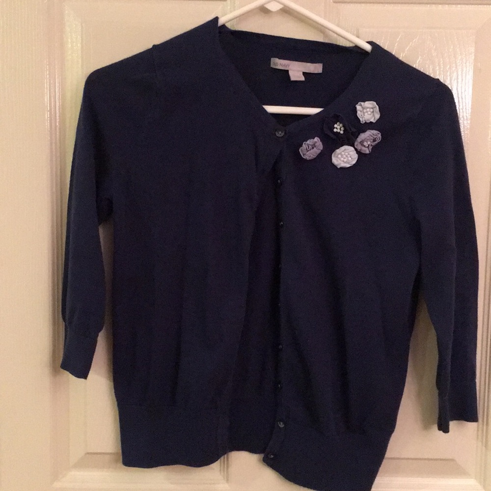 Blue cardigan with flower details